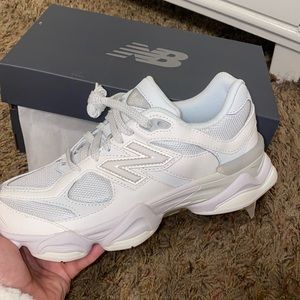 White New Balances 9060